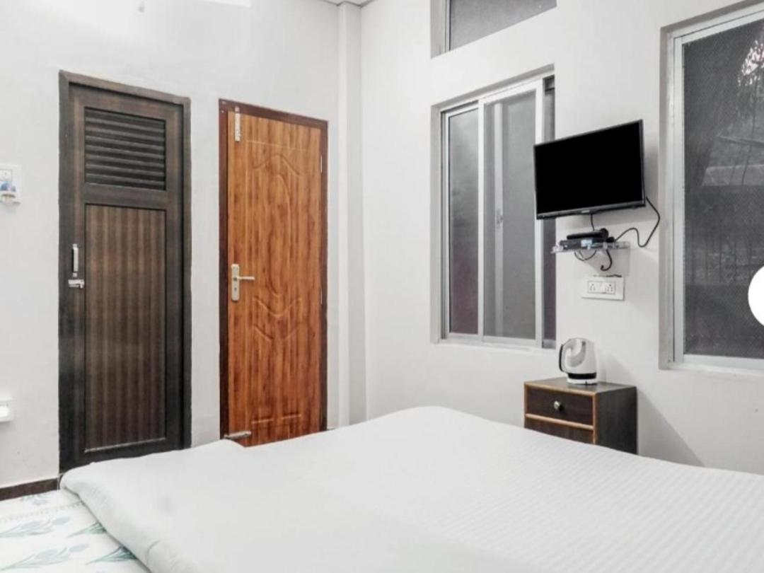 Hilltop Lodge 古瓦哈提 外观 照片